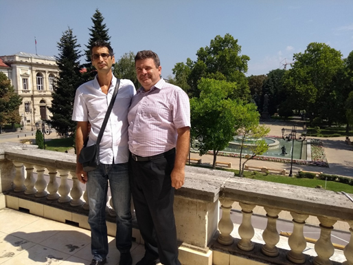 Prof. dr. sc. Teodor Iliev (lijevo) s dekanom Veleučilišta Nenadom Sikiricom, v. pred. prigodom posjeta Sveučilištu u Ruseu, Bugarska